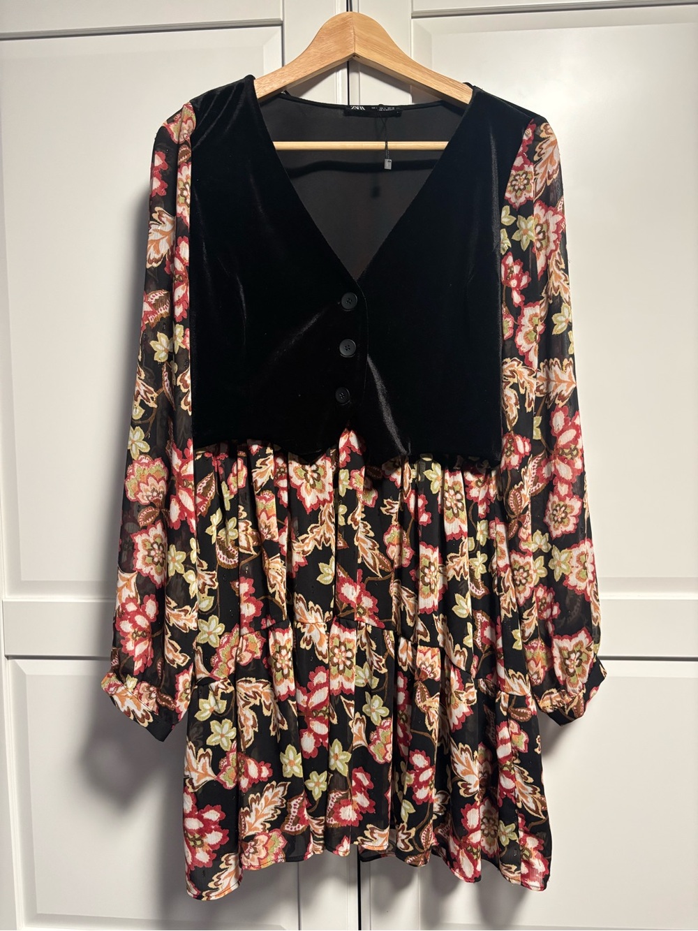 Zara Floral Velvet Mini Dress – Sheer Sleeves – Size L